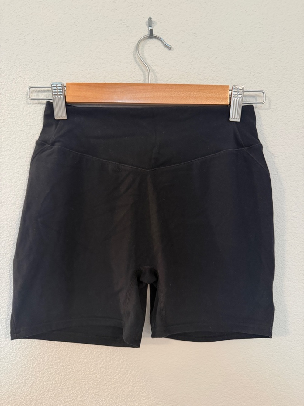 Alphalete bike shorts